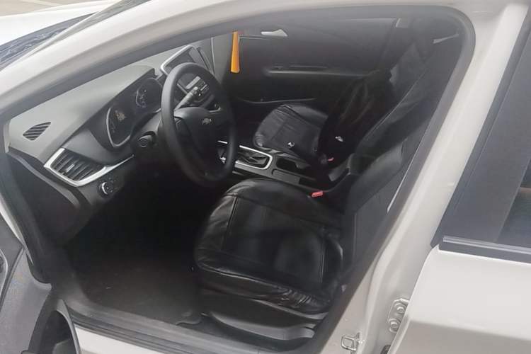 Used Chevrolet Cavalier 2019 320 Automatic Enjoyment with Sunroof Left Front Seat