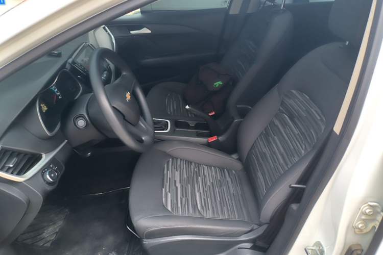 Used Chevrolet Cavalier 2019 320 Automatic Enjoyment with Sunroof Left Front Seat