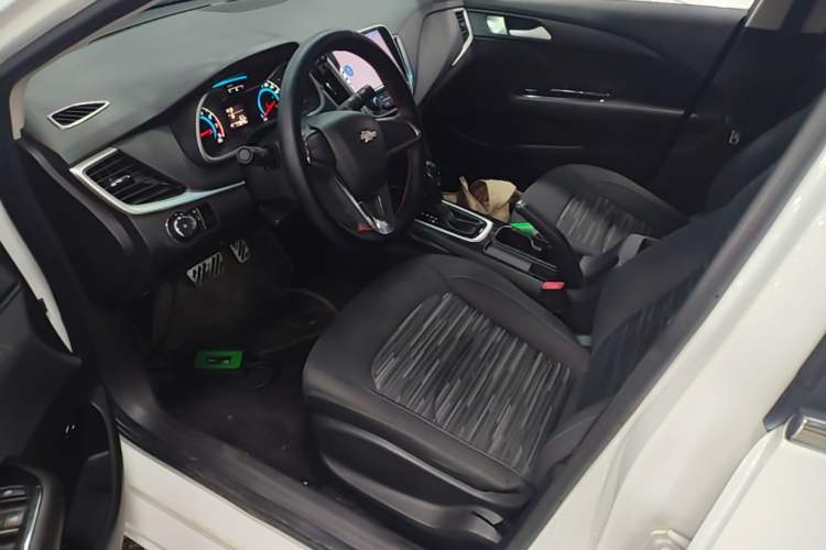 Used Chevrolet Cavalier 2019 320 Automatic Enjoyment with Sunroof Left Front Seat