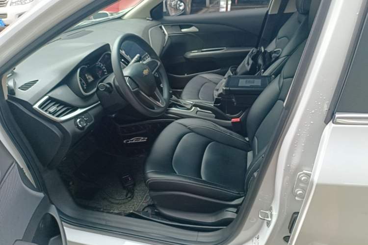 Used Chevrolet Cavalier 2019 320 Automatic Enjoyment with Sunroof Left Front Seat