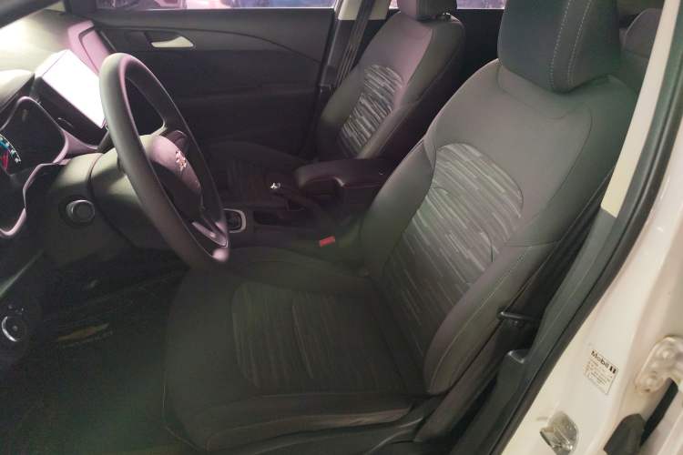 Used Chevrolet Cavalier 2019 320 Automatic Enjoyment with Sunroof Left Front Seat