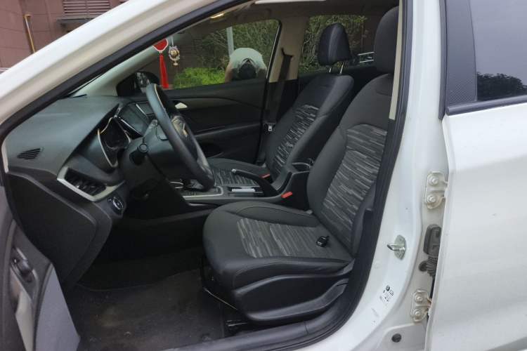 Used Chevrolet Cavalier 2019 320 Automatic Enjoyment with Sunroof Left Front Seat