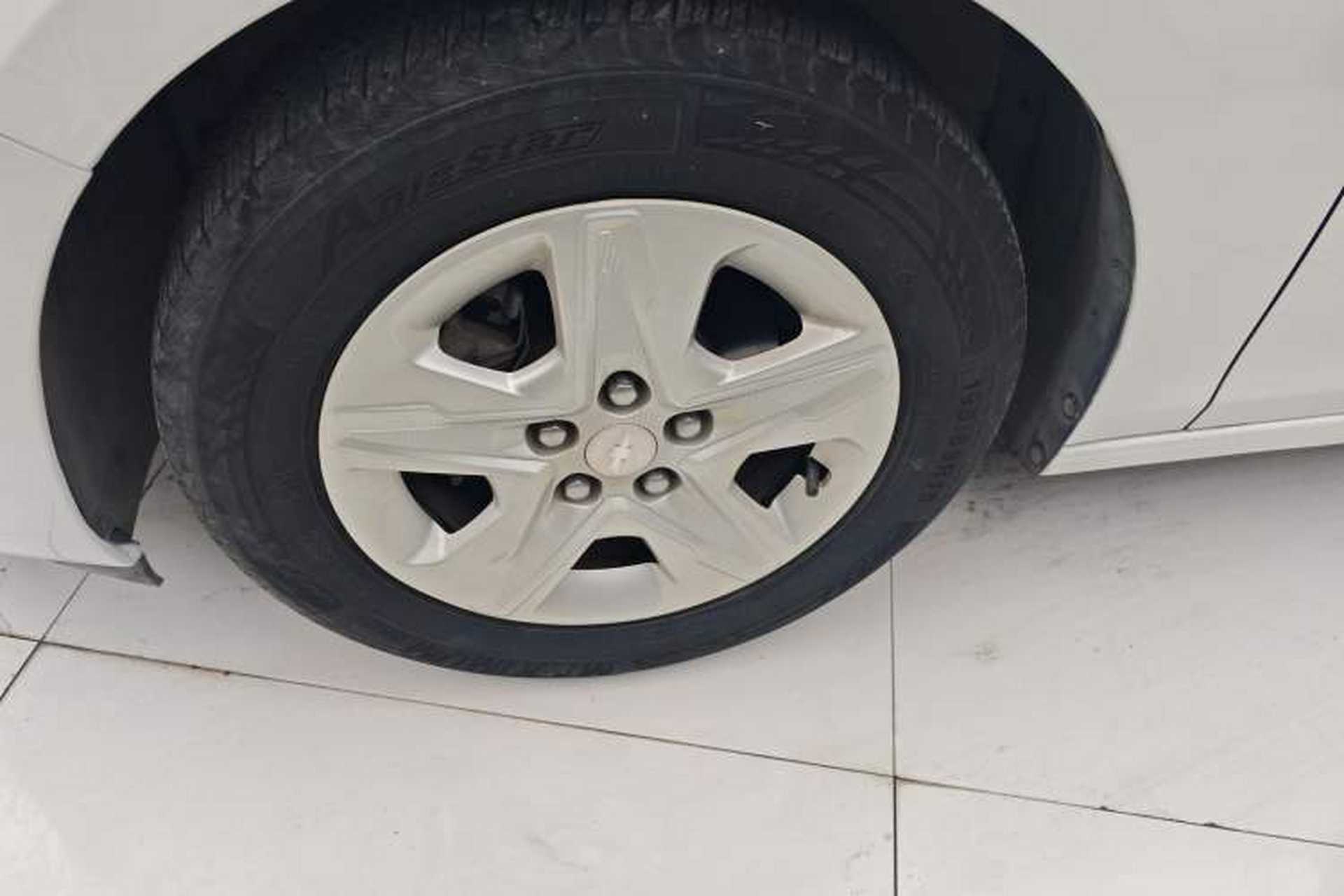 Used Chevrolet Cavalier 2019 320 Automatic Enjoyment Edition Left Front Wheel Hub