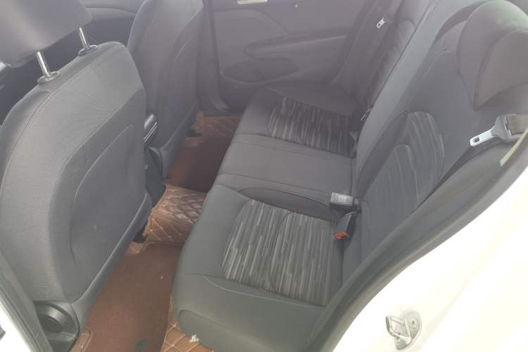 Used Chevrolet Cavalier 2019 320 Automatic Enjoyment with Sunroof Left Rear Seat