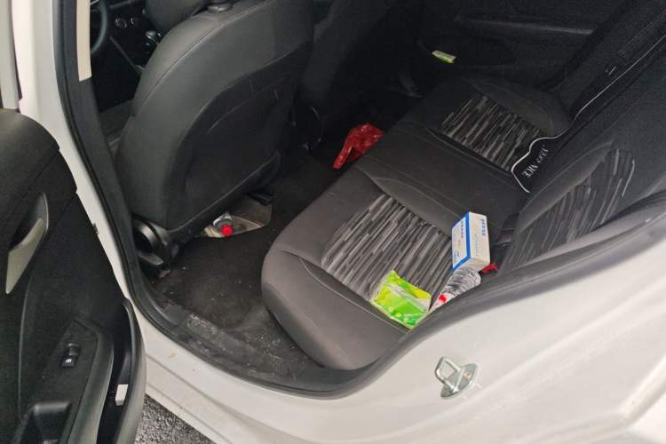 Used Chevrolet Cavalier 2019 320 Automatic Enjoyment with Sunroof Left Rear Seat