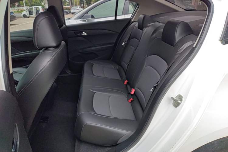 Used Chevrolet Cavalier 2019 320 Automatic Xinyue Edition Left Rear Seat