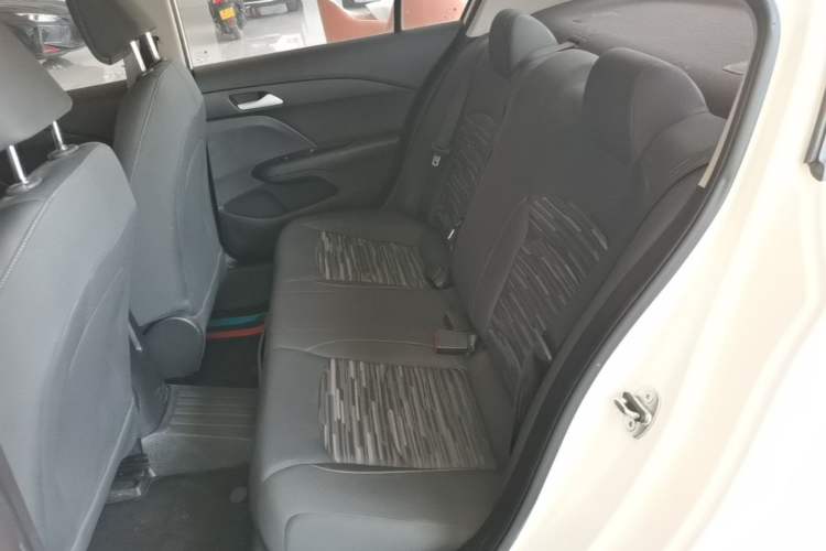 Used Chevrolet Cavalier 2019 320 Automatic Enjoyment with Sunroof Left Rear Seat