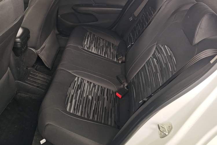 Used Chevrolet Cavalier 2019 320 Automatic Enjoyment with Sunroof Left Rear Seat
