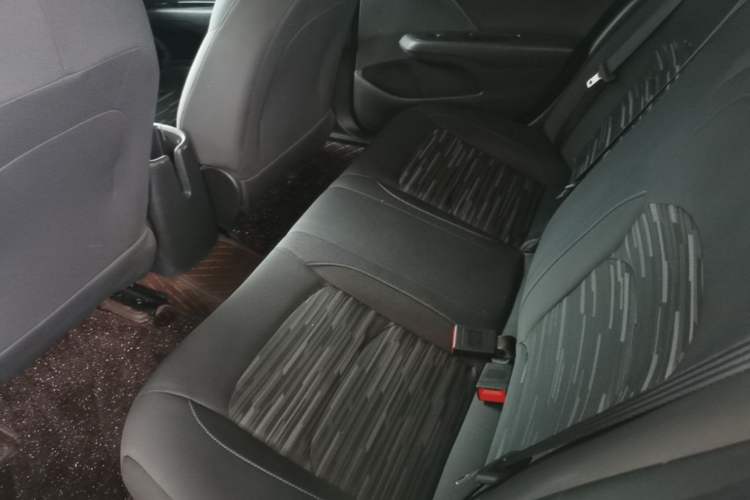 Used Chevrolet Cavalier 2019 320 Automatic Enjoyment with Sunroof Left Rear Seat