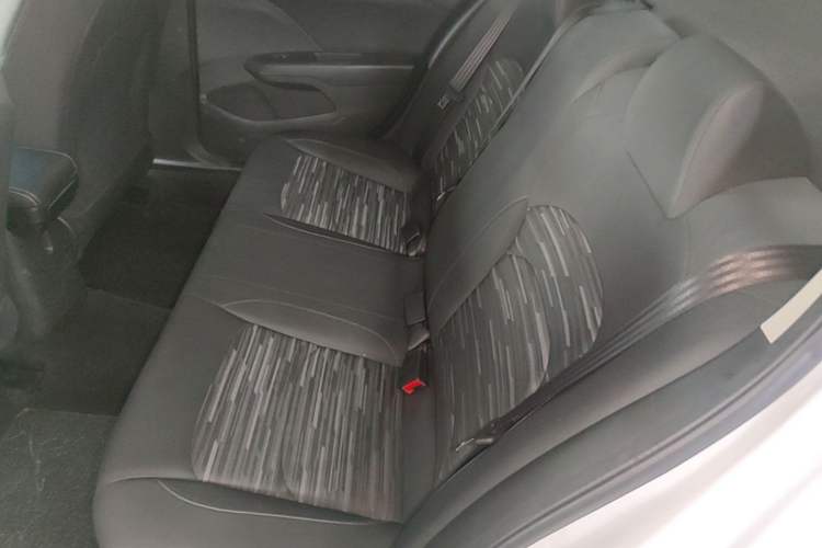 Used Chevrolet Cavalier 2019 320 Automatic Enjoyment with Sunroof Left Rear Seat