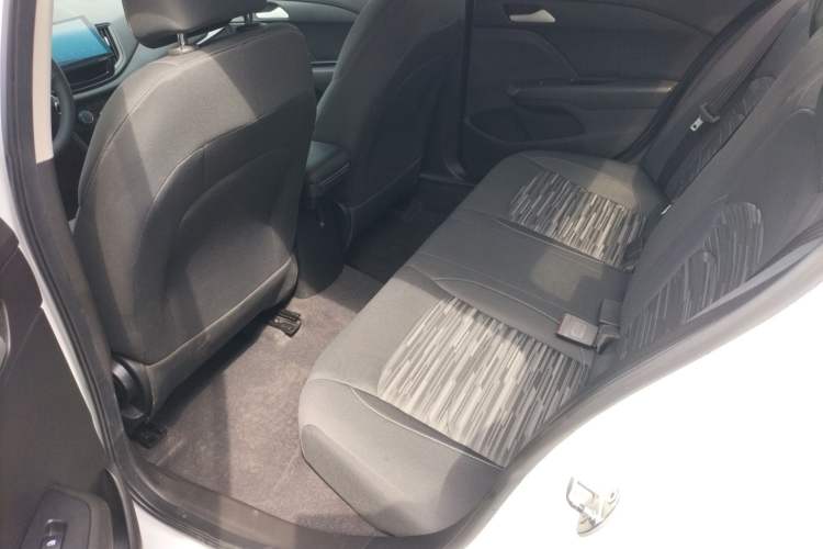 Used Chevrolet Cavalier 2019 320 Automatic Enjoyment with Sunroof Left Rear Seat