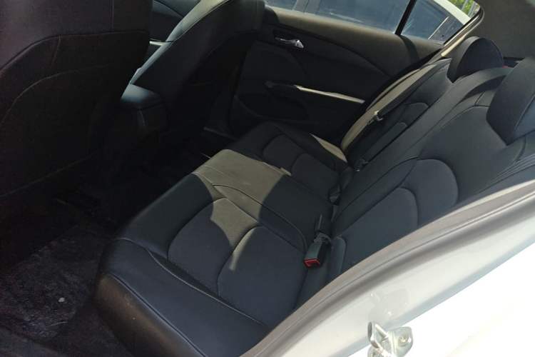 Used Chevrolet Cavalier 2019 320 Manual Xinyue Edition Left Rear Seat
