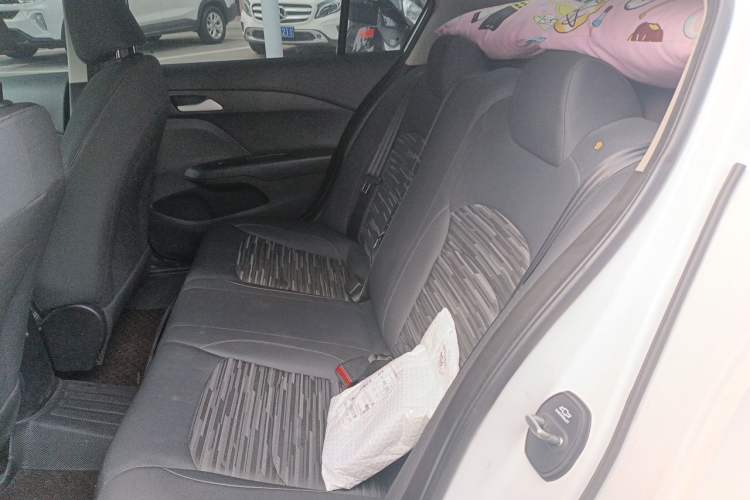 Used Chevrolet Cavalier 2019 320 Automatic Enjoyment with Sunroof Left Rear Seat