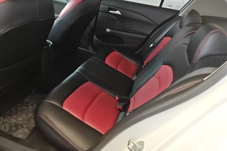 Used Chevrolet Cavalier 2019 320 Automatic Enjoyment with Sunroof Left Rear Seat