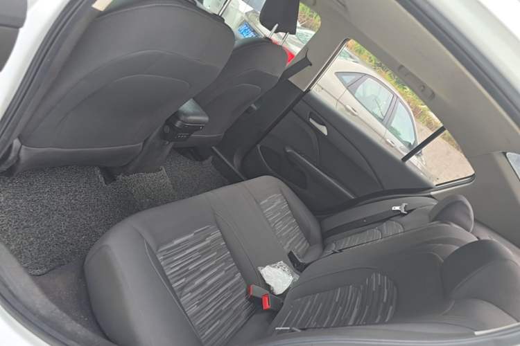 Used Chevrolet Cavalier 2019 320 Automatic Enjoyment with Sunroof Left Rear Seat