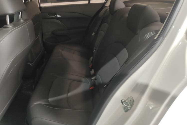 Used Chevrolet Cavalier 2019 320 Automatic Xinyue Edition Left Rear Seat