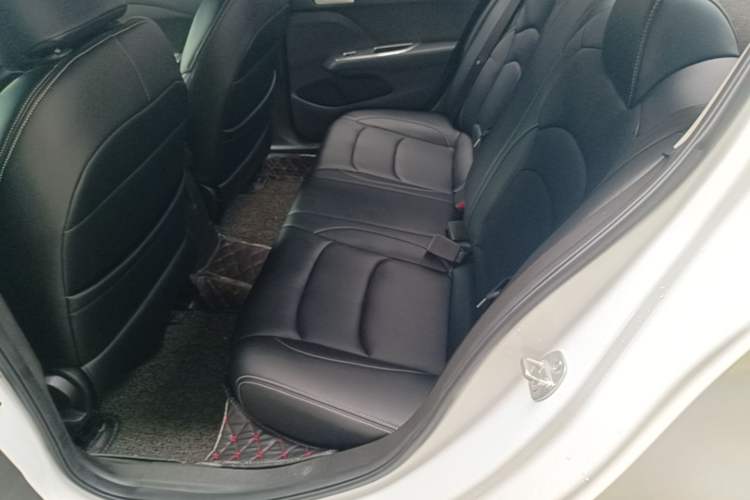 Used Chevrolet Cavalier 2019 320 Automatic Enjoyment with Sunroof Left Rear Seat