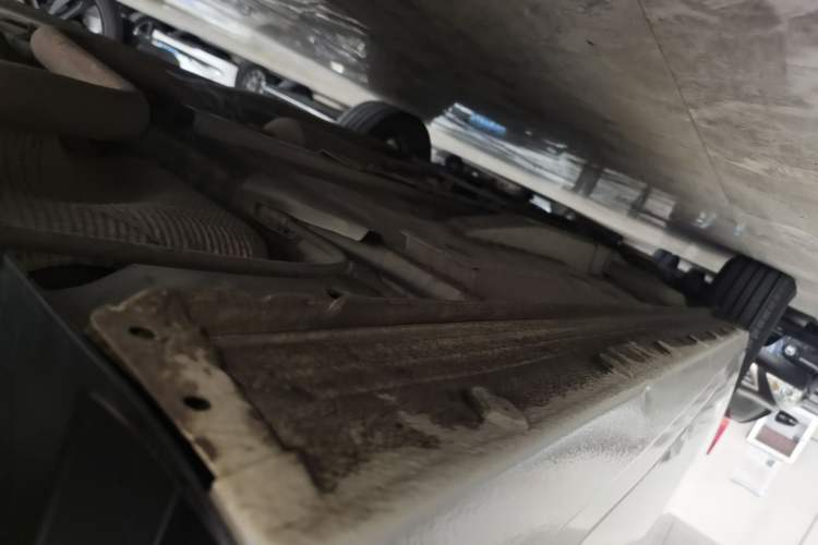 Used Chevrolet Cavalier 2019 320 Automatic Enjoyment with Sunroof Left Side Sill