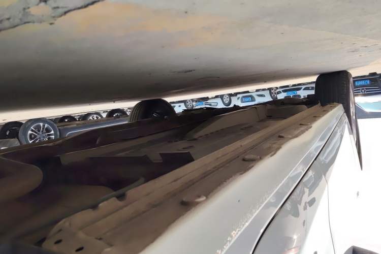 Used Chevrolet Cavalier 2019 320 Automatic Enjoyment with Sunroof Left Side Sill