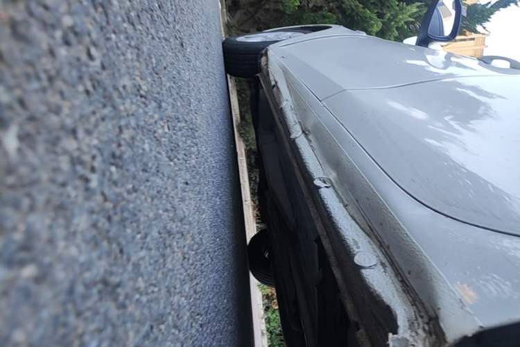 Used Chevrolet Cavalier 2019 320 Automatic Enjoyment with Sunroof Left Side Sill