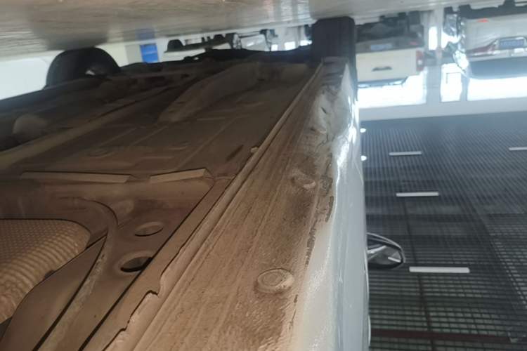 Used Chevrolet Cavalier 2019 320 Manual Xinyue Edition Left Side Sill