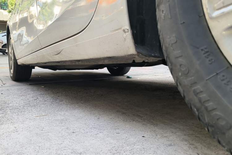 Used Chevrolet Cavalier 2019 320 Automatic Enjoyment with Sunroof Left Side Sill