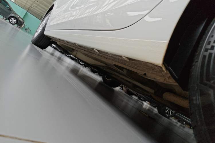 Used Chevrolet Cavalier 2019 320 Manual Xinyue Edition Left Side Sill