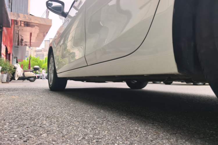 Used Chevrolet Cavalier 2019 320 Automatic Enjoyment with Sunroof Left Side Sill