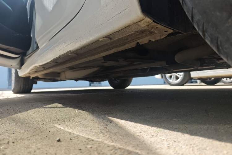 Used Chevrolet Cavalier 2019 320 Automatic Enjoyment with Sunroof Left Side Sill