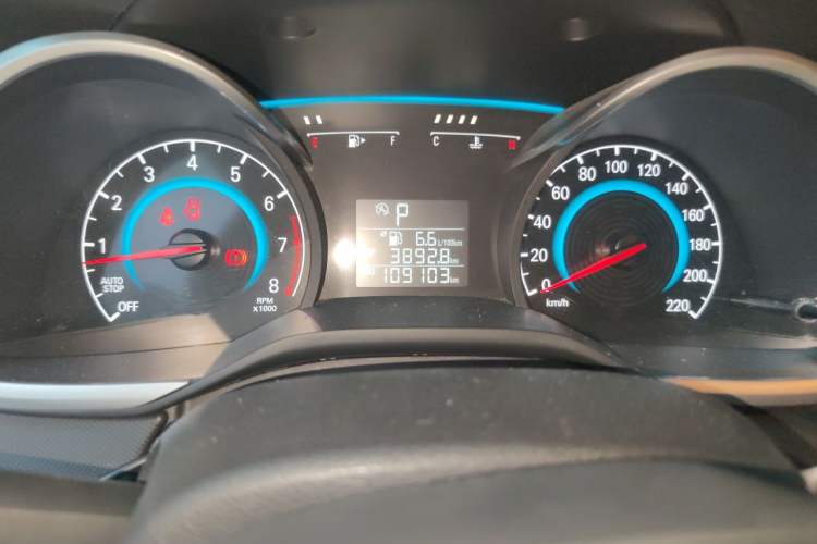 Used Chevrolet Cavalier 2019 320 Automatic Xinyue Edition Odometer Close Up