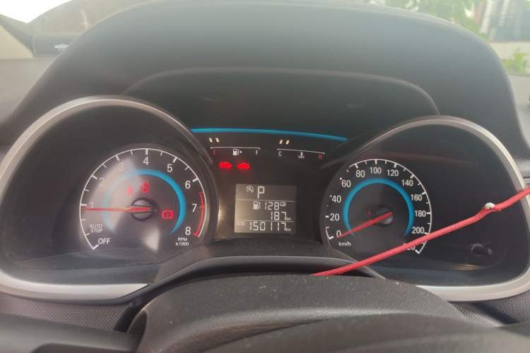 Used Chevrolet Cavalier 2019 320 Automatic Enjoyment with Sunroof Odometer Close Up
