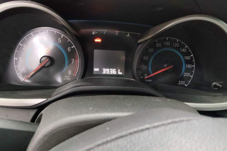 Used Chevrolet Cavalier 2019 320 Automatic Enjoyment with Sunroof Odometer Close Up