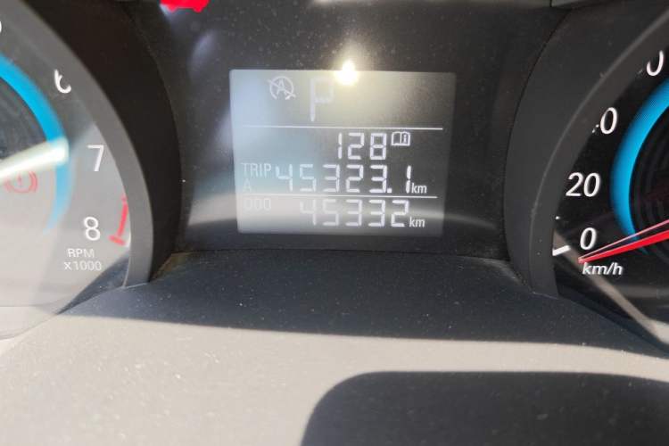 Used Chevrolet Cavalier 2019 320 Automatic Xinyue Edition Odometer Close Up