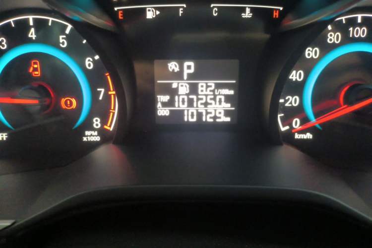 Used Chevrolet Cavalier 2019 320 Automatic Enjoyment with Sunroof Odometer Close Up