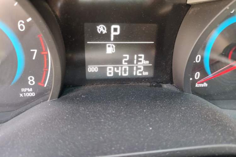 Used Chevrolet Cavalier 2019 320 Automatic Enjoyment with Sunroof Odometer Close Up