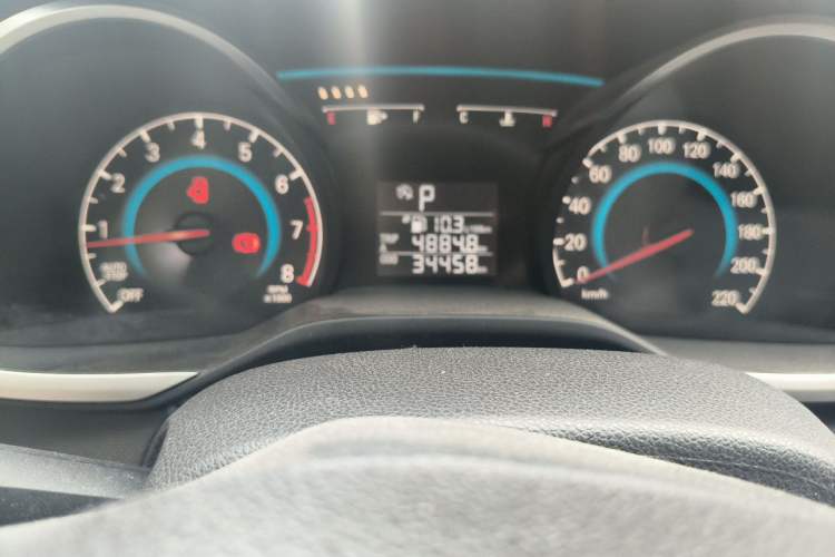 Used Chevrolet Cavalier 2019 320 Automatic Enjoyment with Sunroof Odometer Close Up