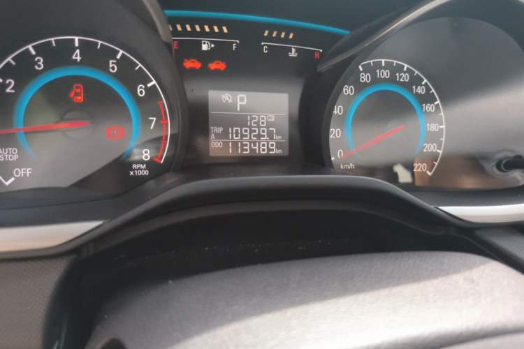 Used Chevrolet Cavalier 2019 320 Automatic Xinyue Edition Odometer Close Up