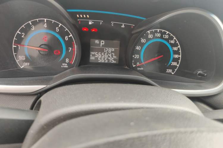 Used Chevrolet Cavalier 2019 320 Automatic Enjoyment with Sunroof Odometer Close Up