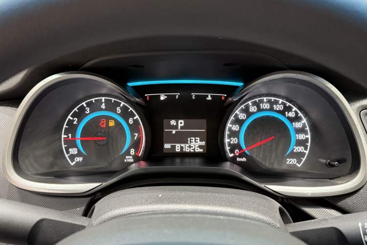 Used Chevrolet Cavalier 2019 320 Automatic Enjoyment with Sunroof Odometer Close Up