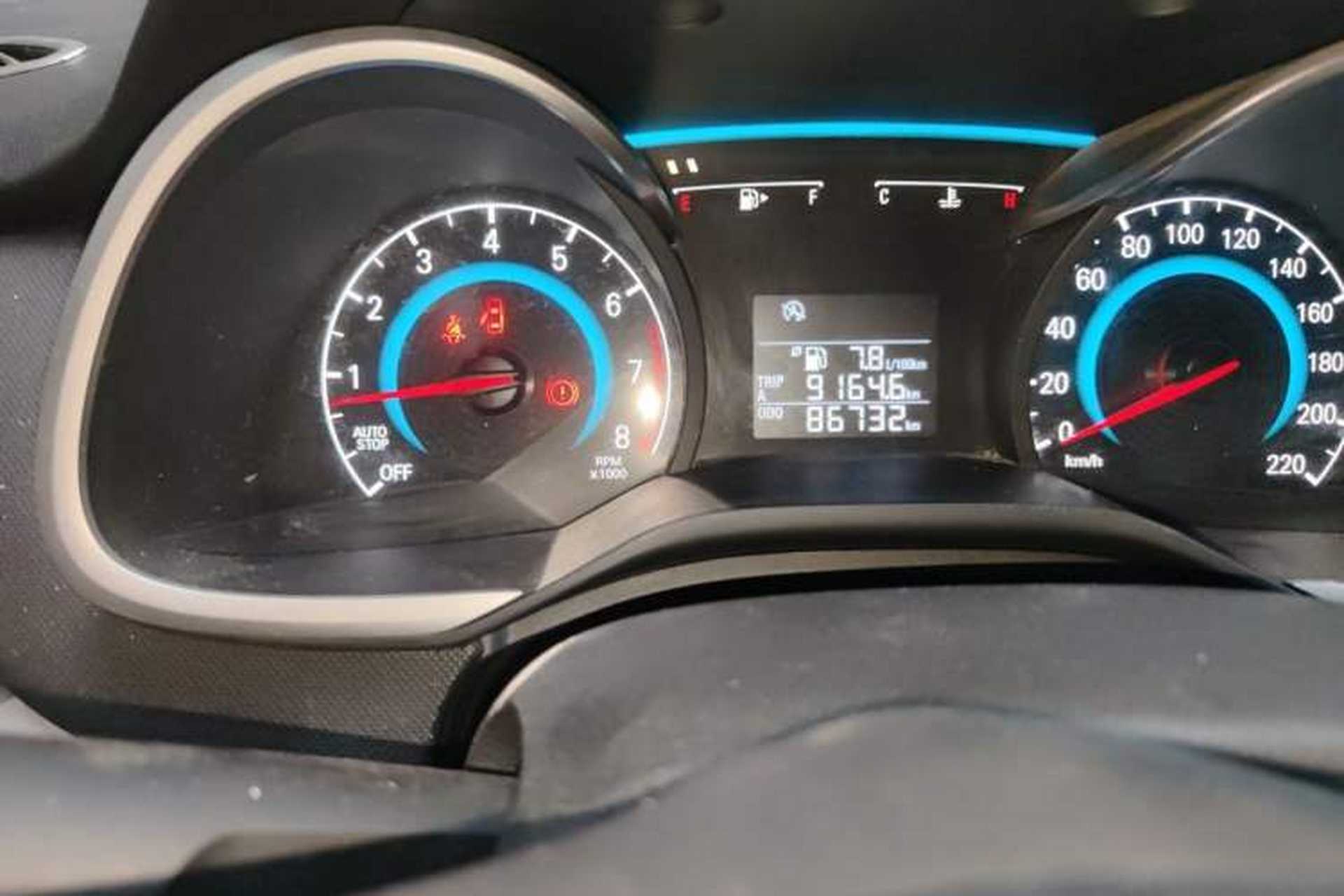 Used Chevrolet Cavalier 2019 320 Manual Enjoyment Edition Odometer Close Up