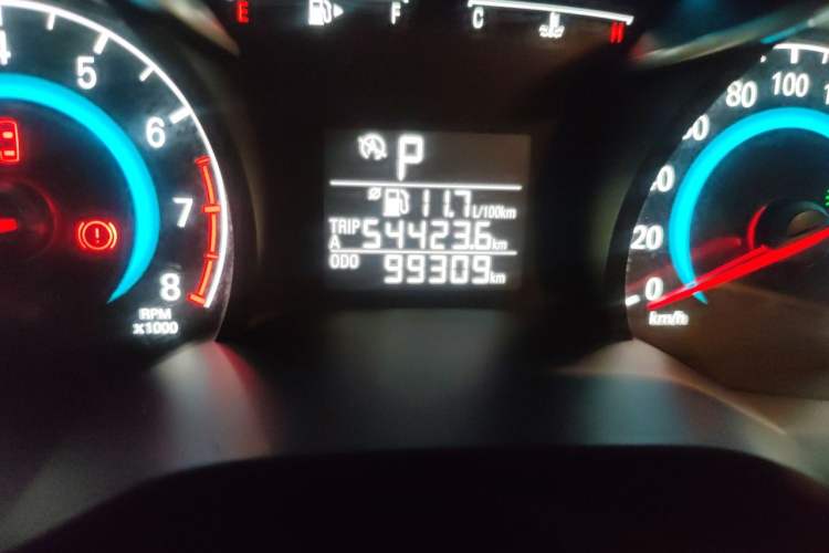 Used Chevrolet Cavalier 2019 320 Automatic Xinyue Edition Odometer Close Up
