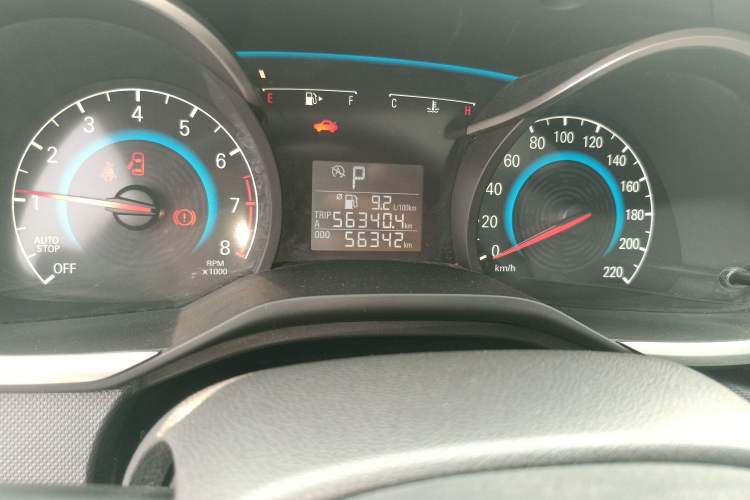 Used Chevrolet Cavalier 2019 320 Automatic Enjoyment with Sunroof Odometer Close Up