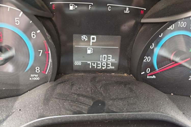 Used Chevrolet Cavalier 2019 320 Automatic Enjoyment with Sunroof Odometer Close Up