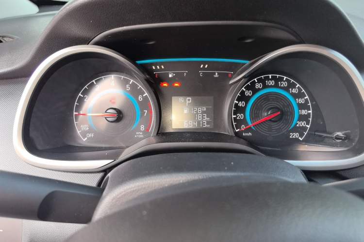 Used Chevrolet Cavalier 2019 320 Automatic Xinyue Edition Odometer Close Up