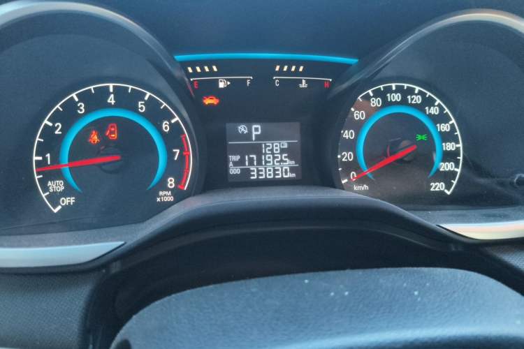Used Chevrolet Cavalier 2019 320 Automatic Xinyue Edition Odometer Close Up