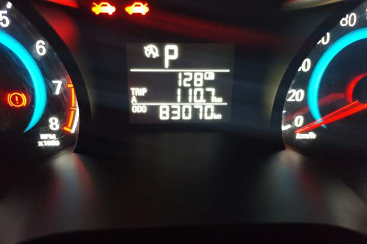 Used Chevrolet Cavalier 2019 320 Automatic Xinyue Edition Odometer Close Up