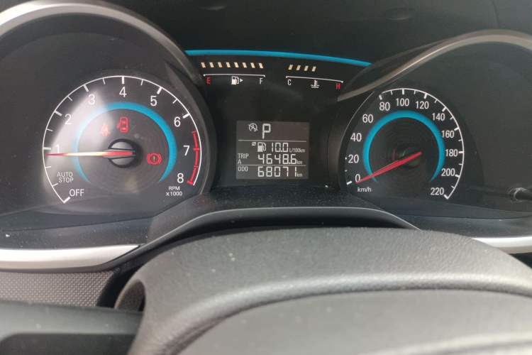 Used Chevrolet Cavalier 2019 320 Automatic Enjoyment with Sunroof Odometer Close Up