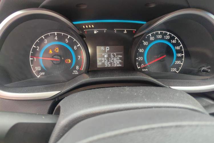 Used Chevrolet Cavalier 2019 320 Automatic Enjoyment with Sunroof Odometer Close Up