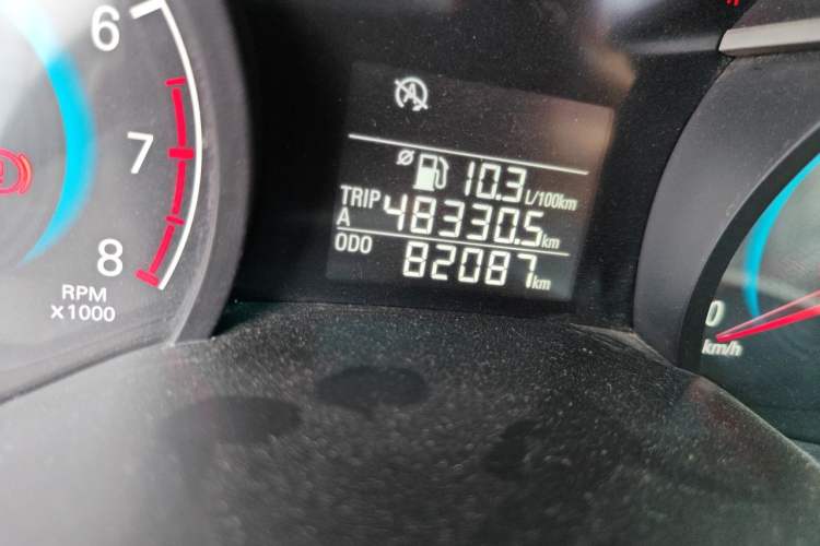 Used Chevrolet Cavalier 2019 320 Manual Xinyue Edition Odometer Close Up