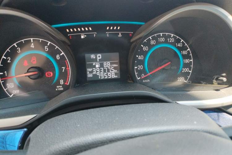Used Chevrolet Cavalier 2019 320 Automatic Enjoyment with Sunroof Odometer Close Up